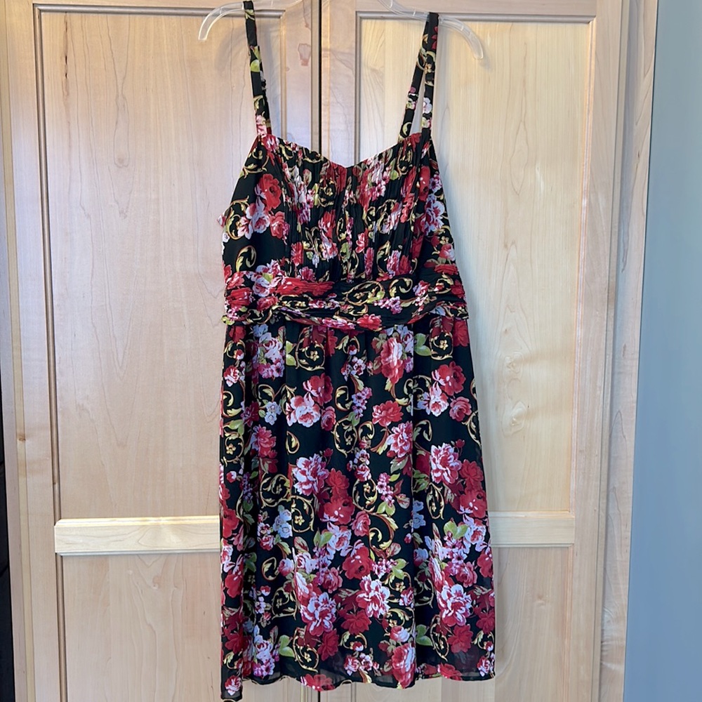 Torrid Floral Chiffon Dress Size 3 Curvy Girl Plus Sized Ruching Sheer - Picture 2 of 7
